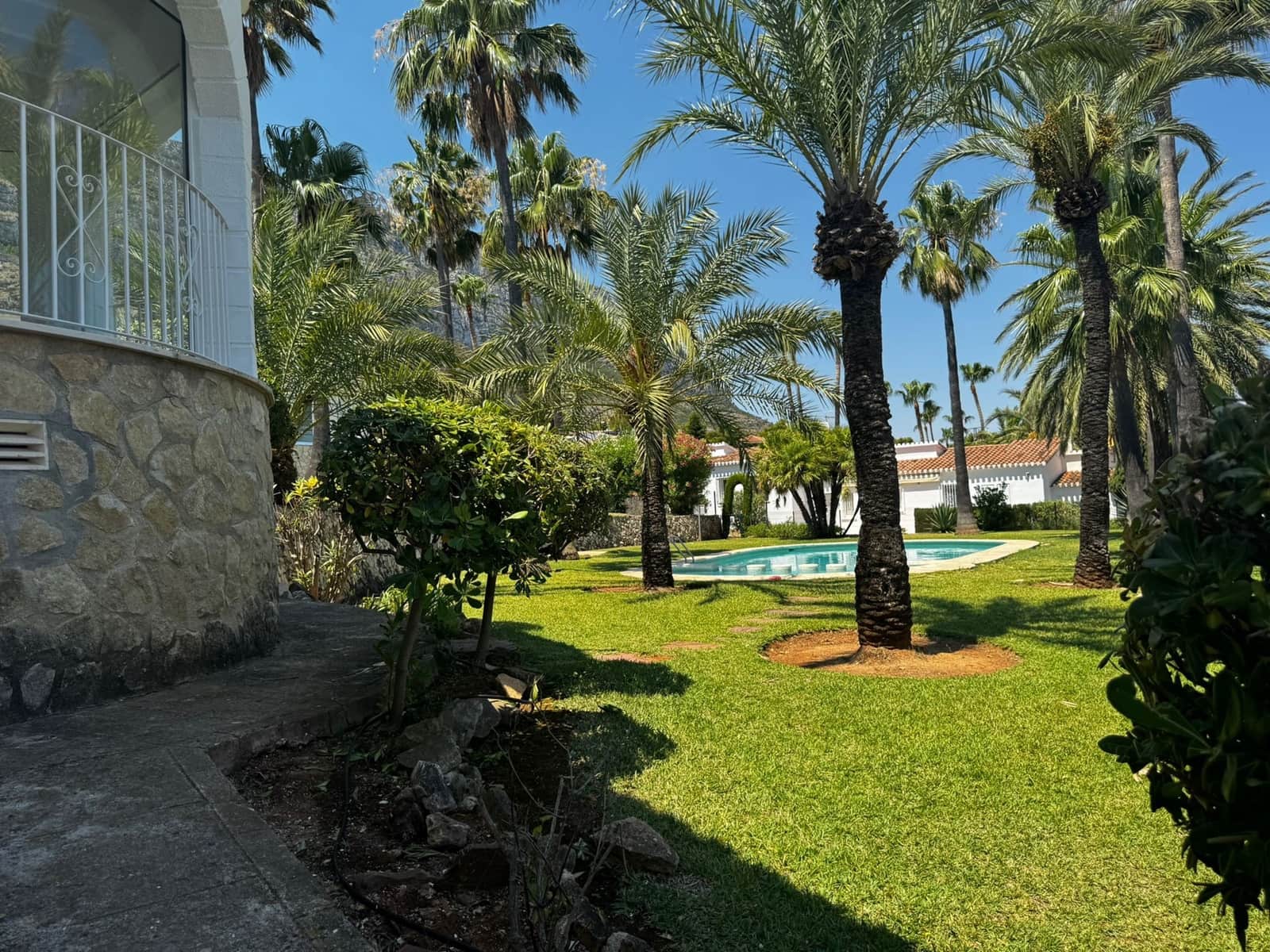 3 soveværelse Byhus til salg i Denia med swimmingpool - € 380.000 (Ref: 10040065)