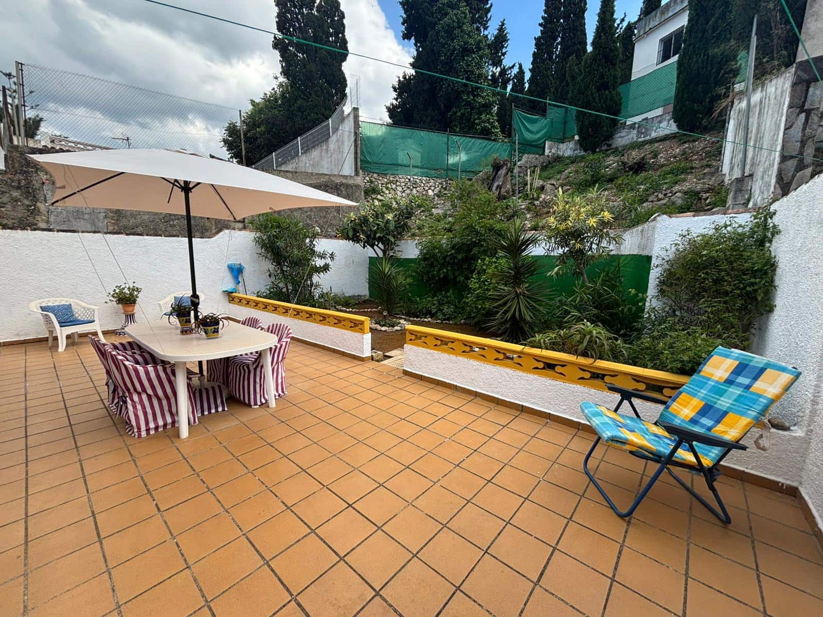 2 bedroom Villa for sale in Rafol de Almunia - € 265,000 (Ref: 10040067)