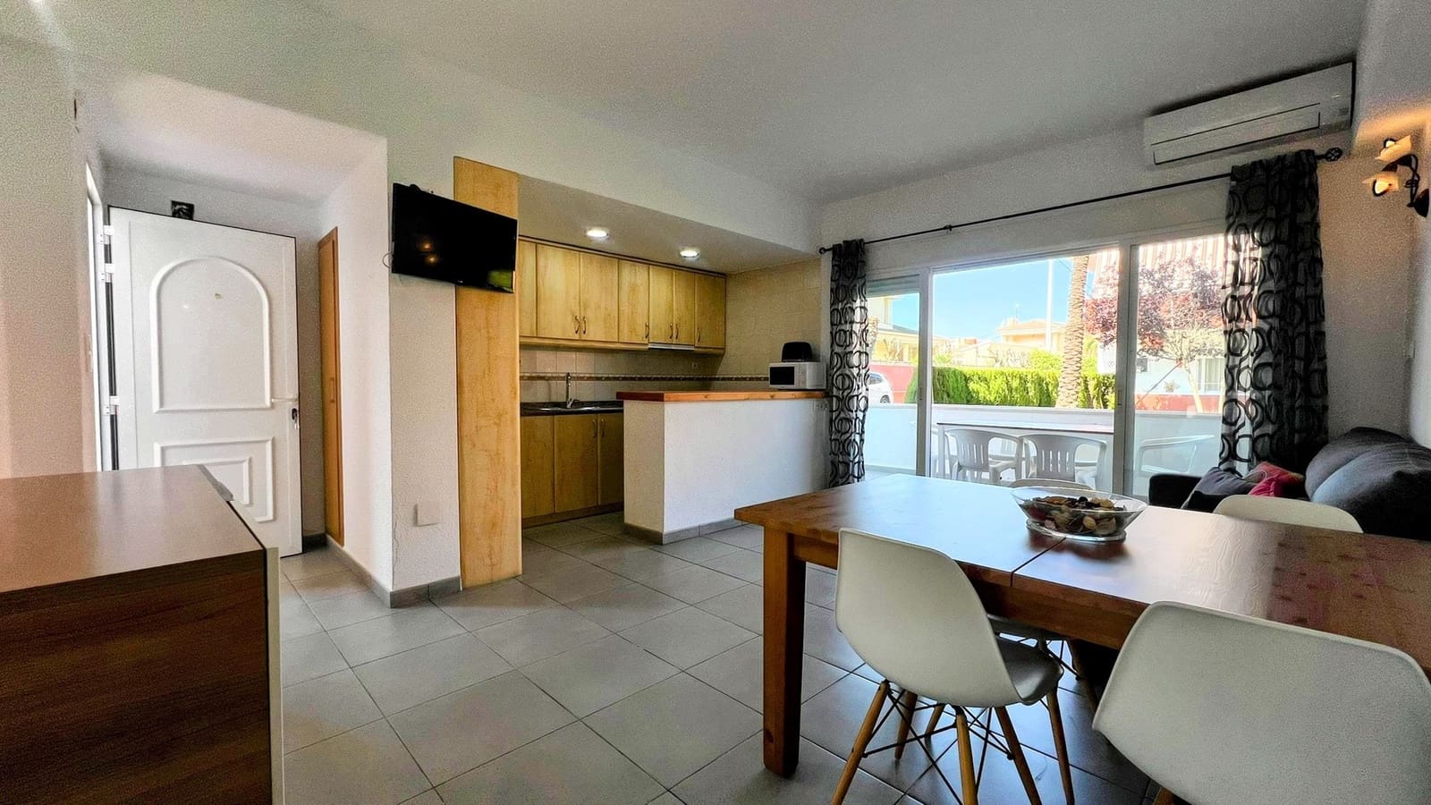 3 makuuhuone Huoneisto myytävänä paikassa Denia mukana uima-altaan - 280 000 € (Ref: 10040068)