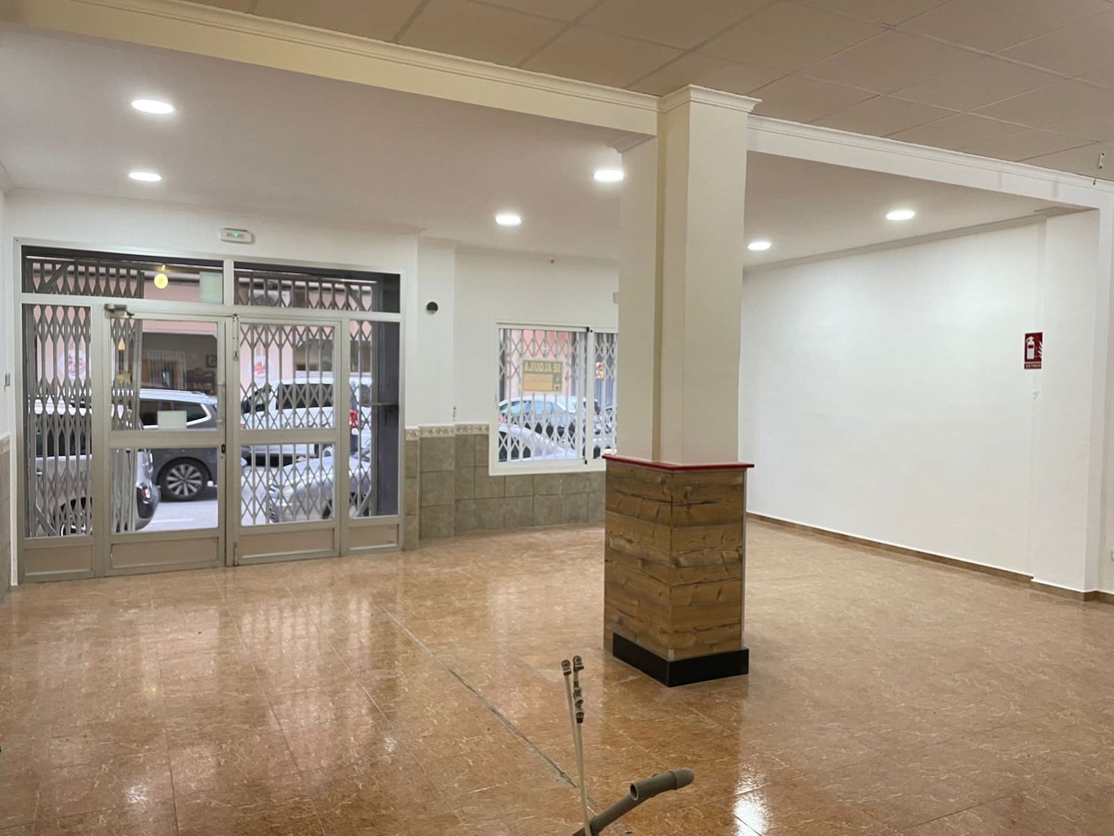 Commercial for sale in Ondara - € 121,000 (Ref: 10040076)