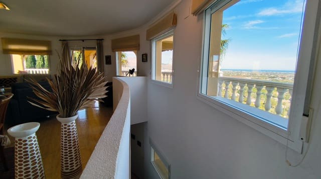 3 soveværelse Villa til salg i La Sella med swimmingpool - € 675.000 (Ref: 10040081)