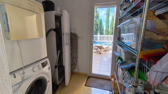 3 soveværelse Villa til salg i La Sella med swimmingpool - € 675.000 (Ref: 10040081)