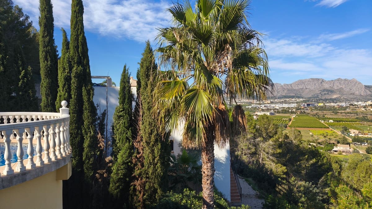 3 soveværelse Villa til salg i La Sella med swimmingpool - € 675.000 (Ref: 10040081)