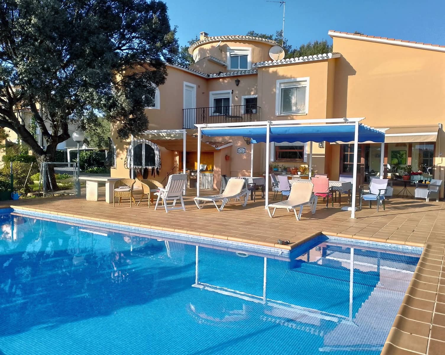 4 chambre Villa/Maison à vendre à Denia avec piscine - 1 050 000 € (Ref: 10040083)