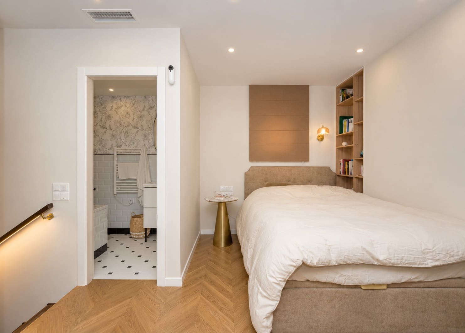 5 soverom Hus til salgs i Alicante by med svømmebasseng - € 950 000 (Ref: 10040085)