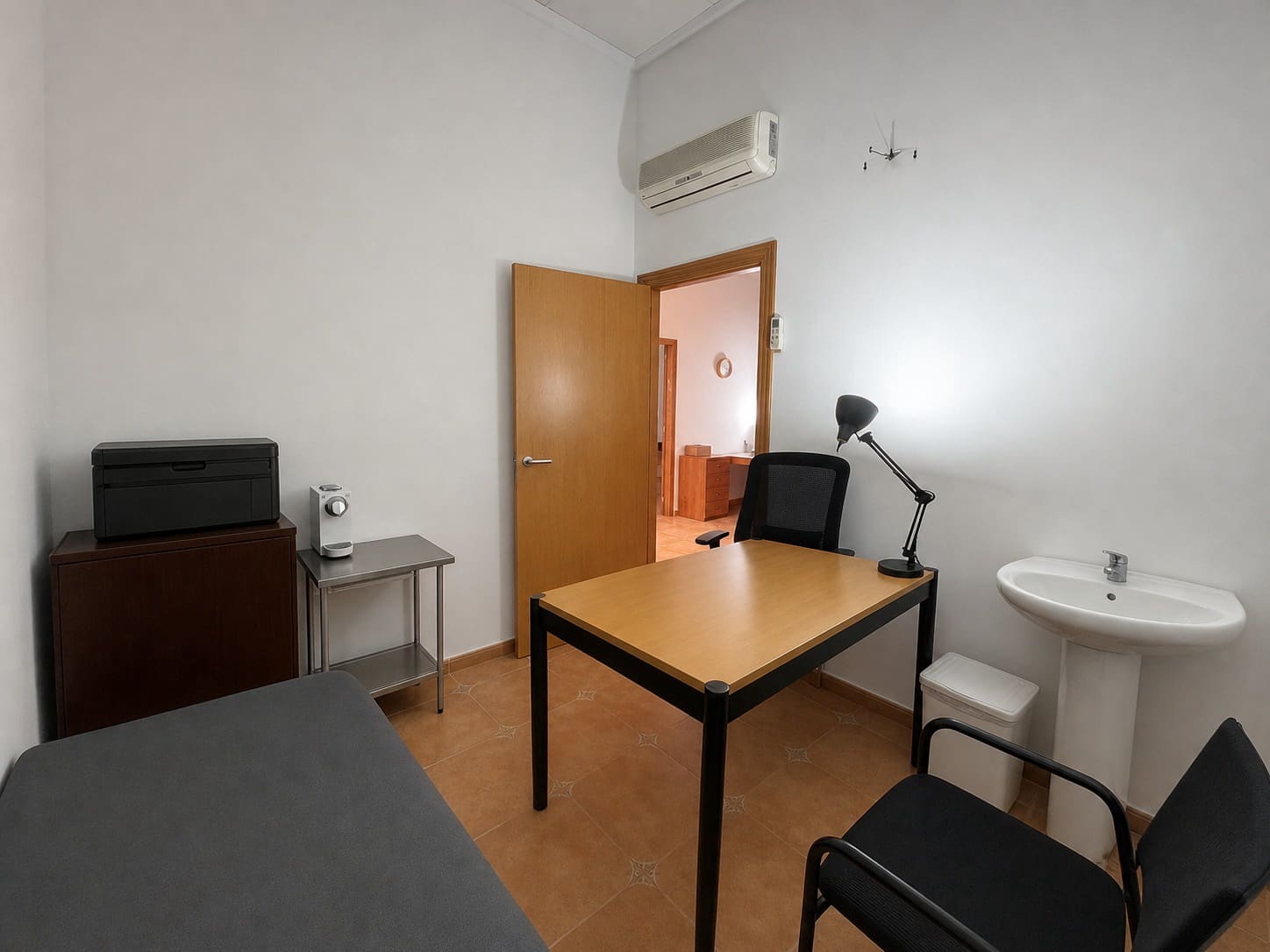 Commercial for sale in Ondara - € 150,000 (Ref: 10040090)