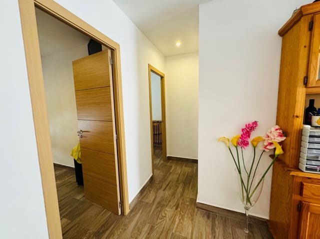 Apartamento de 3 habitaciones en Orba en venta - 145.000 € (Ref: 10040091)