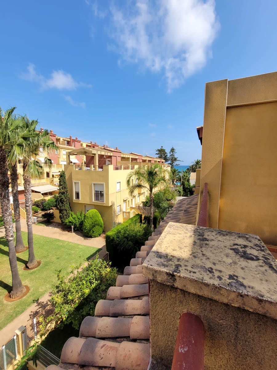 4 soveværelse Byhus til salg i Denia med swimmingpool - € 494.000 (Ref: 10040093)