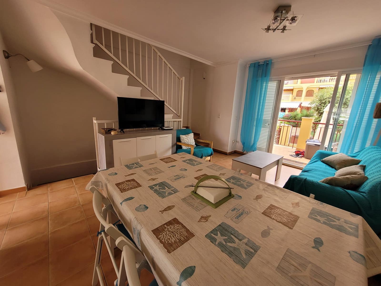 4 soveværelse Byhus til salg i Denia med swimmingpool - € 494.000 (Ref: 10040093)