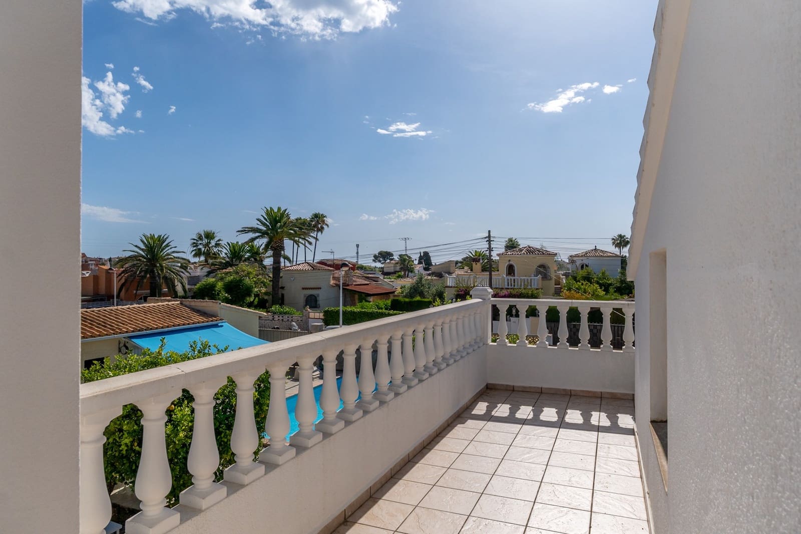 4 bedroom Villa for sale in Els Poblets with pool - € 478,000 (Ref: 10040095)