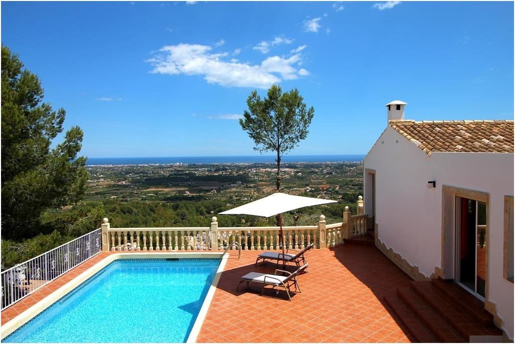 3 bedroom Villa for sale in La Sella with pool - € 475,000 (Ref: 10040096)