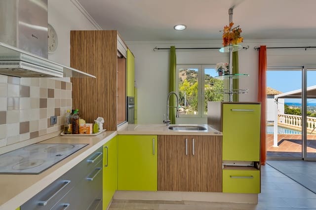 3 quarto Moradia para venda em La Sella com piscina - 475 000 € (Ref: 10040096)