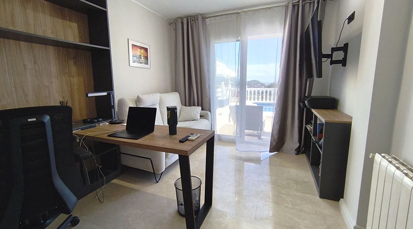 6 bedroom Villa for sale in La Sella with pool garage - € 1,950,000 (Ref: 10040100)