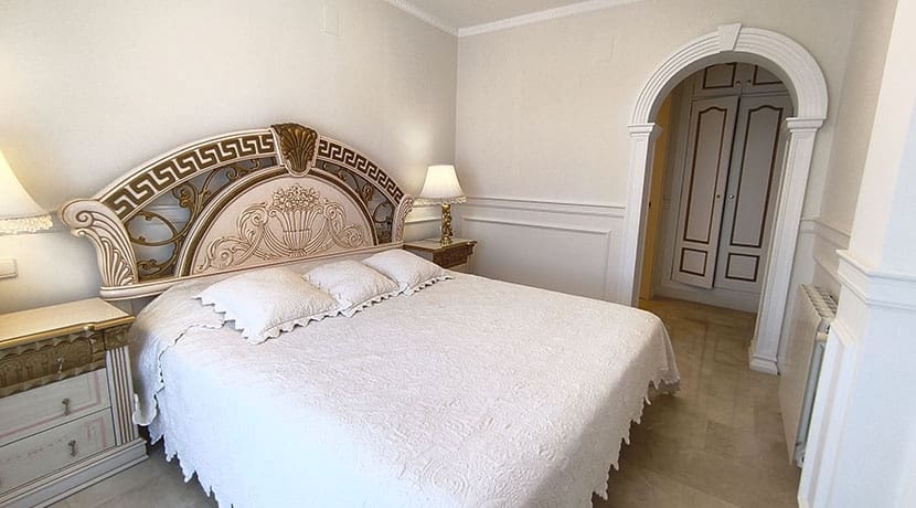 6 bedroom Villa for sale in La Sella with pool garage - € 1,950,000 (Ref: 10040100)