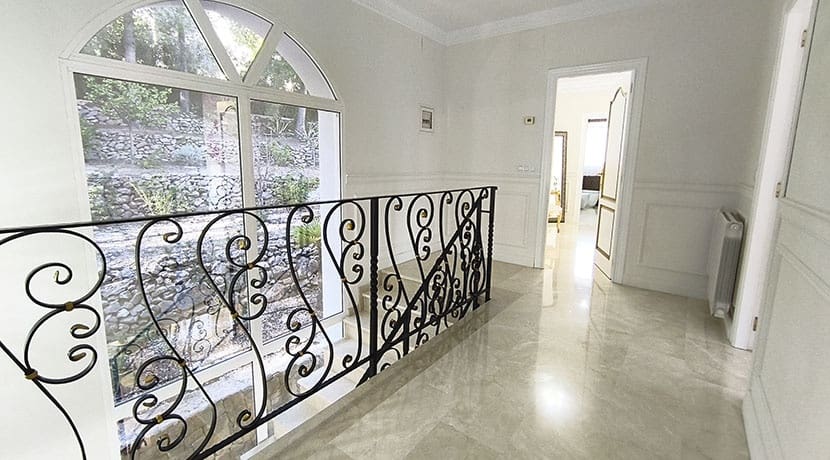 6 bedroom Villa for sale in La Sella with pool garage - € 1,950,000 (Ref: 10040100)