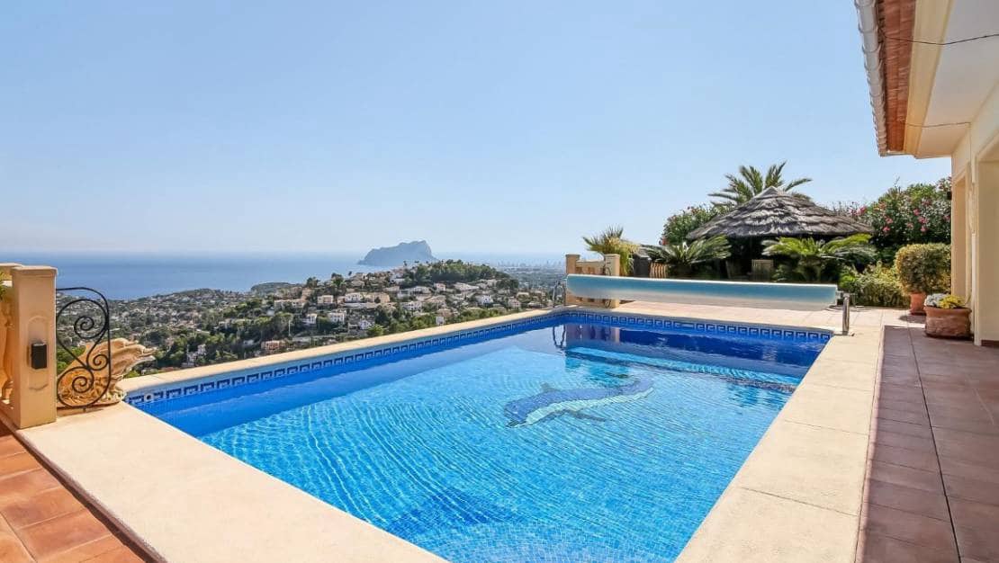 4 soveværelse Villa til salg i Moraira med swimmingpool - € 1.350.000 (Ref: 10040105)