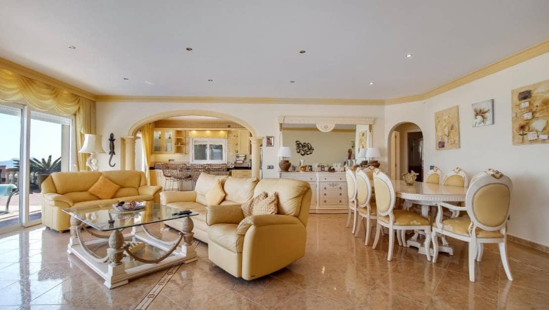 4 soveværelse Villa til salg i Moraira med swimmingpool - € 1.350.000 (Ref: 10040105)