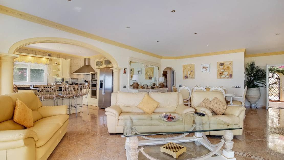4 soveværelse Villa til salg i Moraira med swimmingpool - € 1.350.000 (Ref: 10040105)