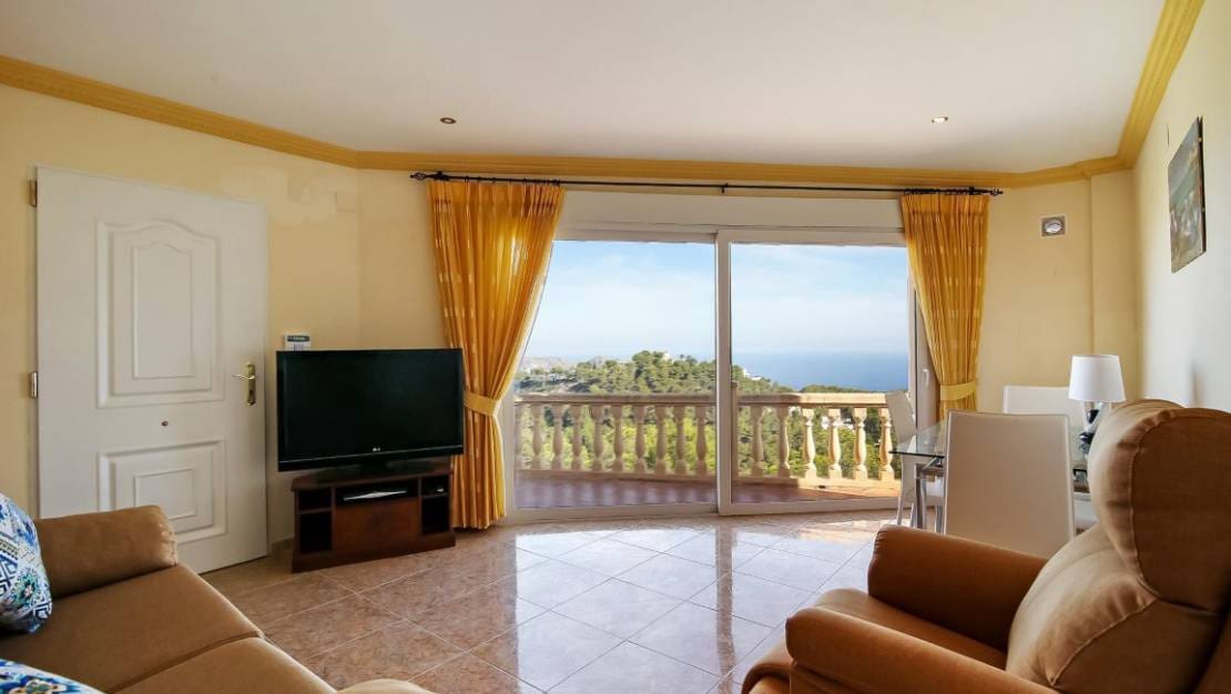 4 soveværelse Villa til salg i Moraira med swimmingpool - € 1.350.000 (Ref: 10040105)