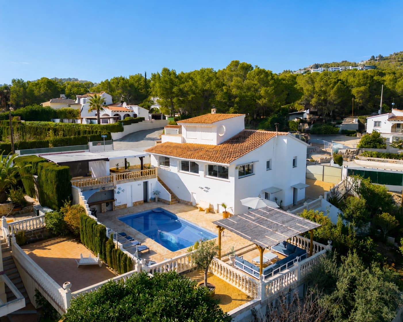 6 soverom Villa til salgs i Benissa med svømmebasseng - € 799 000 (Ref: 10040109)