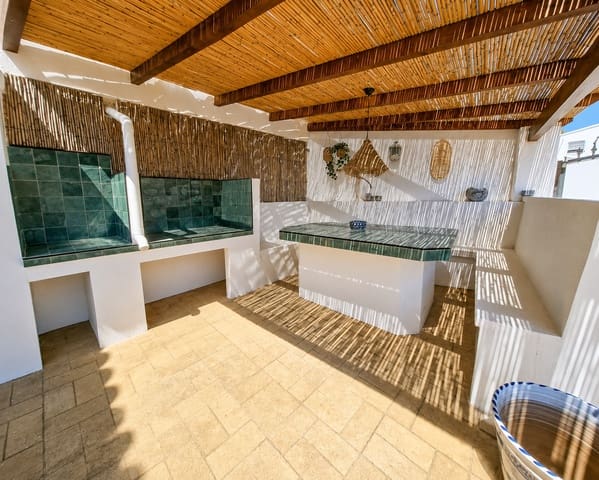 6 soverom Villa til salgs i Benissa med svømmebasseng - € 799 000 (Ref: 10040109)