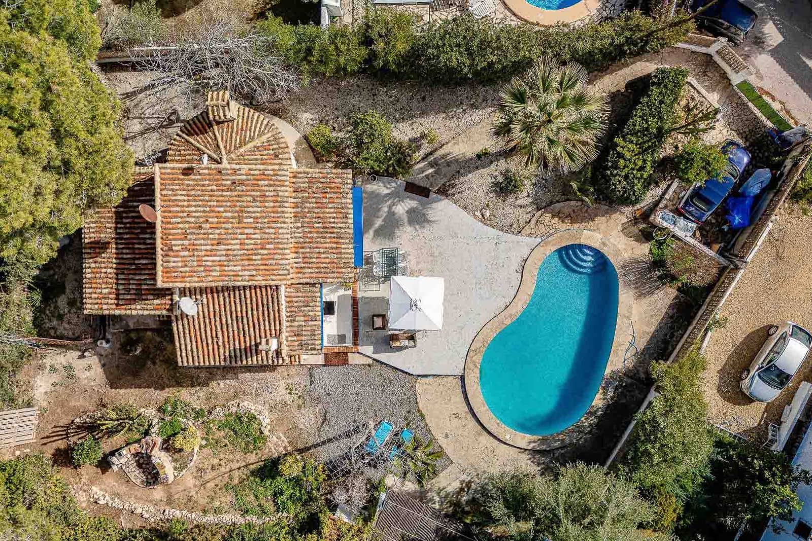 2 chambre Villa/Maison à vendre à Moraira avec piscine - 550 000 € (Ref: 10040120)