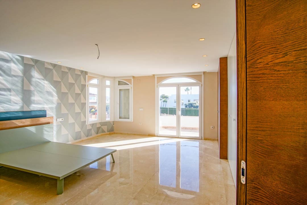 5 soveværelse Villa til salg i Alfaz del Pi / L'Alfas del Pi med swimmingpool garage - € 1.600.000 (Ref: 10040129)
