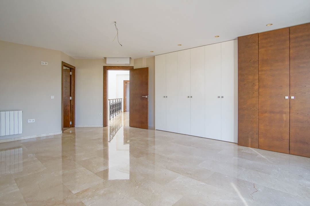5 soveværelse Villa til salg i Alfaz del Pi / L'Alfas del Pi med swimmingpool garage - € 1.600.000 (Ref: 10040129)