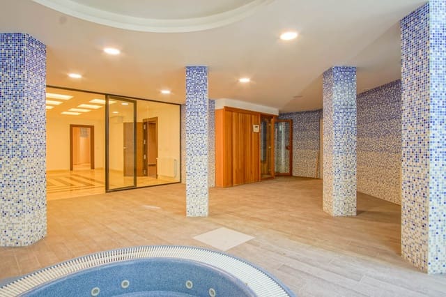 5 soveværelse Villa til salg i Pueblo - Urbanizaciones, Alfaz del Pi / L'Alfàs del Pi med swimmingpool garage - € 1.600.000 (Ref: 10040129)