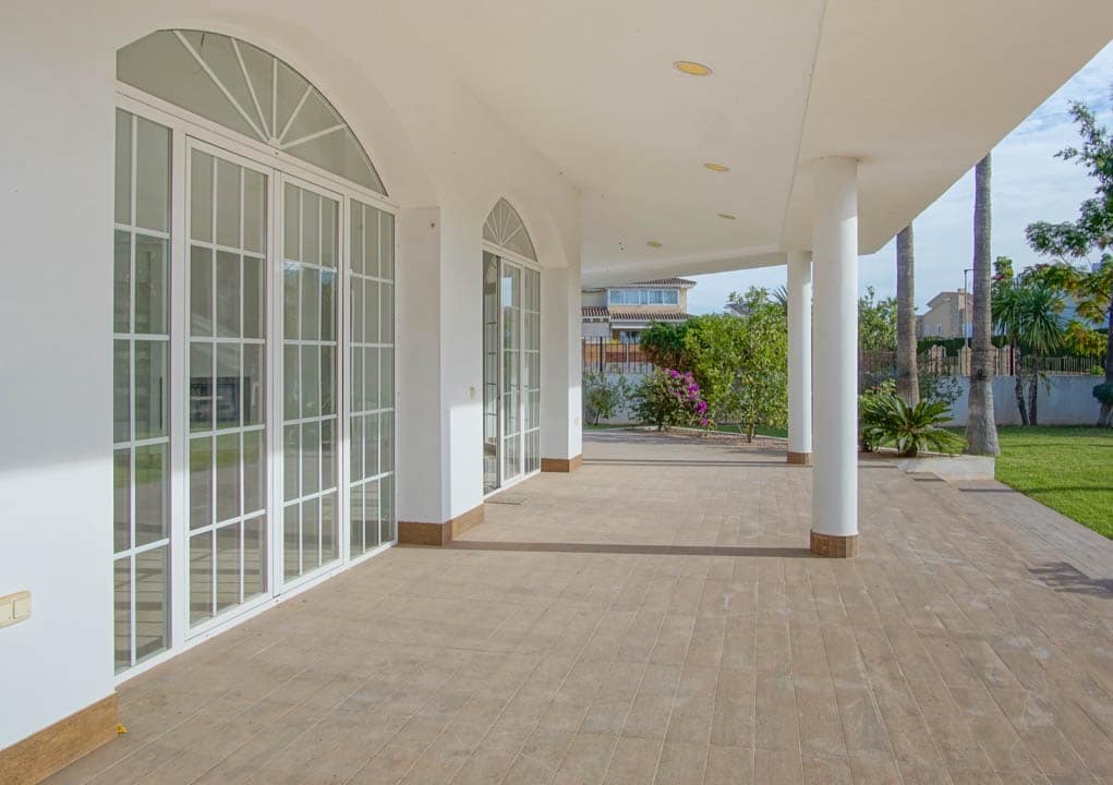 5 soveværelse Villa til salg i Alfaz del Pi / L'Alfas del Pi med swimmingpool garage - € 1.600.000 (Ref: 10040129)