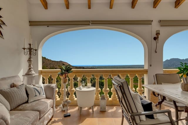 5 camera da letto Villa in vendita in Pego con piscina - 690.000 € (Rif: 10040133)