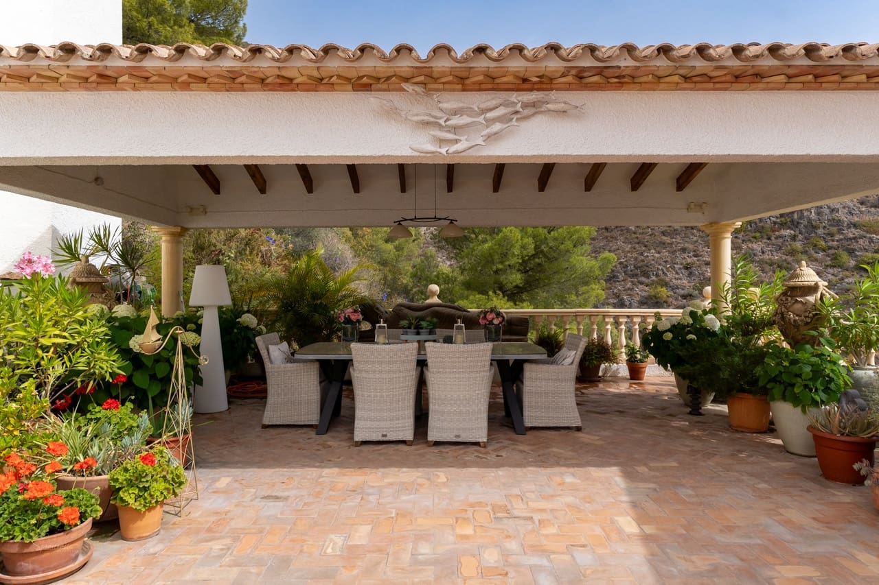 5 camera da letto Villa in vendita in Pego con piscina - 690.000 € (Rif: 10040133)