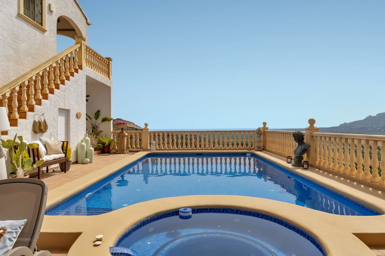 5 camera da letto Villa in vendita in Pego con piscina - 690.000 € (Rif: 10040133)