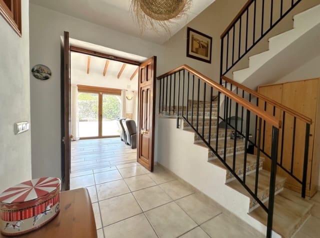 3 chambre Villa/Maison à vendre à Teulada Pueblo, Teulada-Moraira avec garage - 625 000 € (Ref: 10040135)