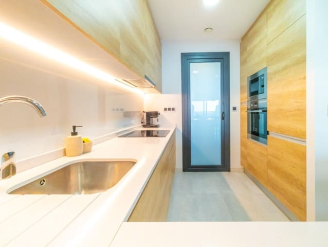 2 sovrum Lägenhet till salu i Benidorm med pool garage - 579 000 € (Ref: 10040137)