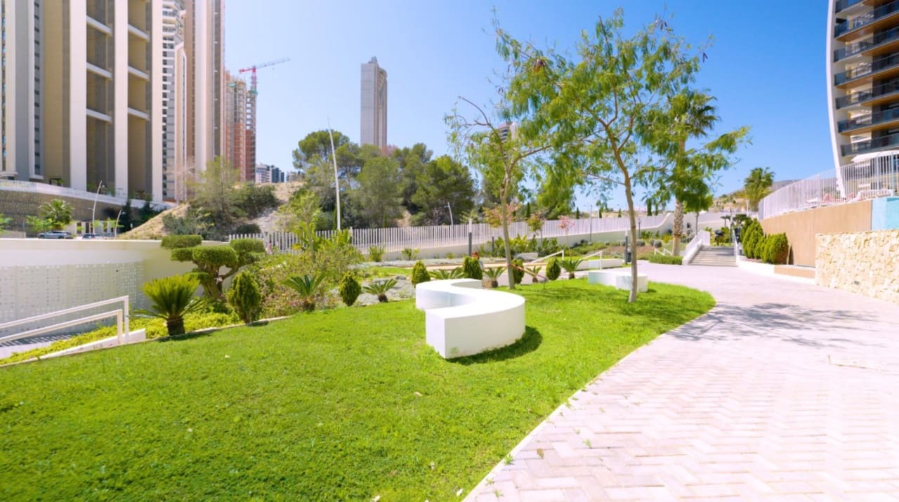 2 sovrum Lägenhet till salu i Benidorm med pool garage - 579 000 € (Ref: 10040137)