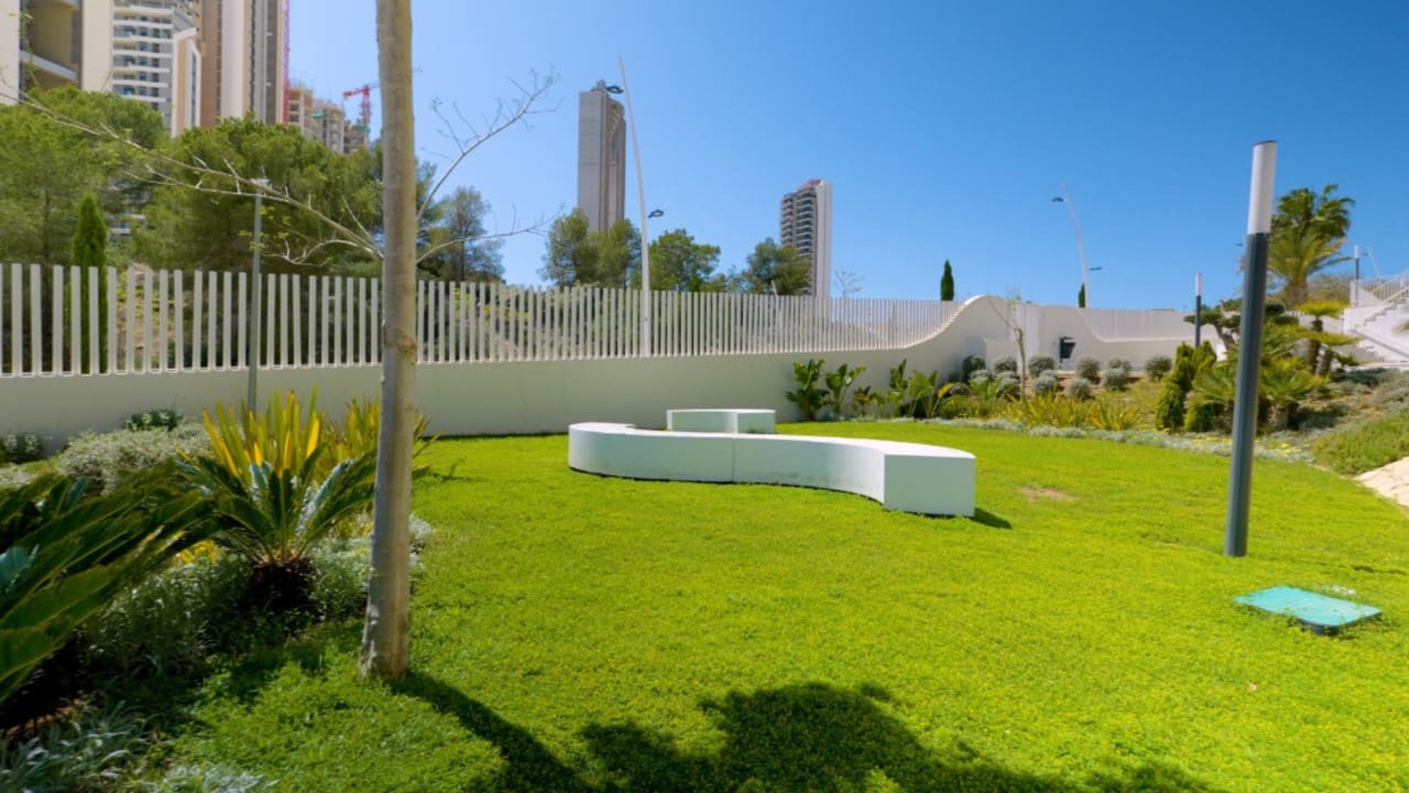 2 sovrum Lägenhet till salu i Benidorm med pool garage - 579 000 € (Ref: 10040137)