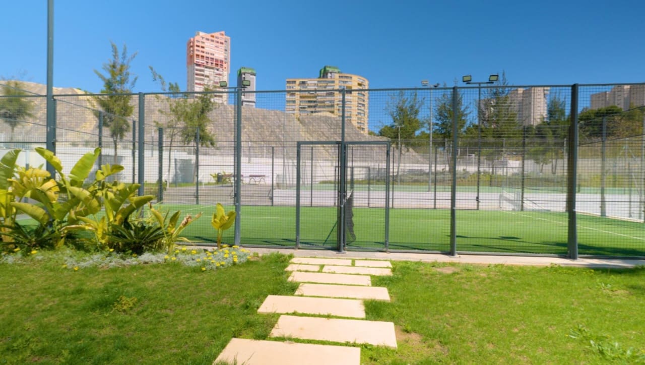2 sovrum Lägenhet till salu i Benidorm med pool garage - 579 000 € (Ref: 10040137)