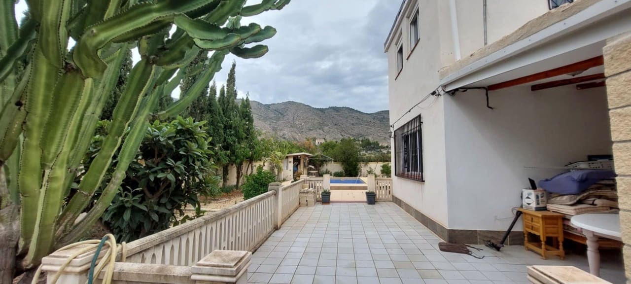 8 soverom Villa til salgs i Orxeta med svømmebasseng - € 375 000 (Ref: 10040139)