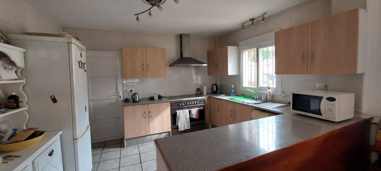 8 soverom Villa til salgs i Orxeta med svømmebasseng - € 375 000 (Ref: 10040139)