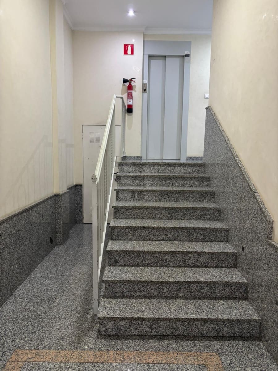 3 bedroom Penthouse for rent in Ondara with garage - € 1,200 (Ref: 10040142)