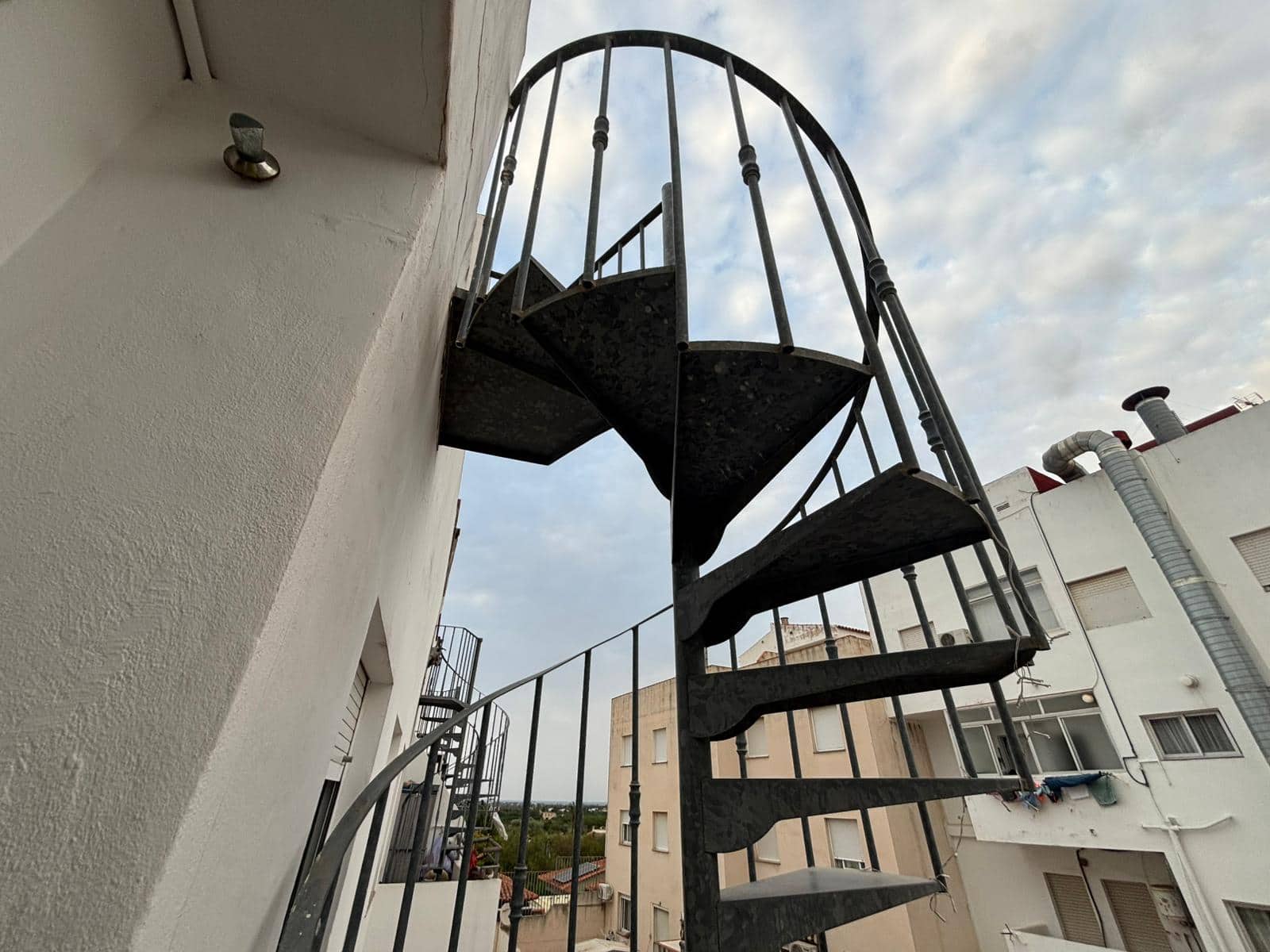 3 bedroom Penthouse for rent in Ondara with garage - € 1,200 (Ref: 10040142)