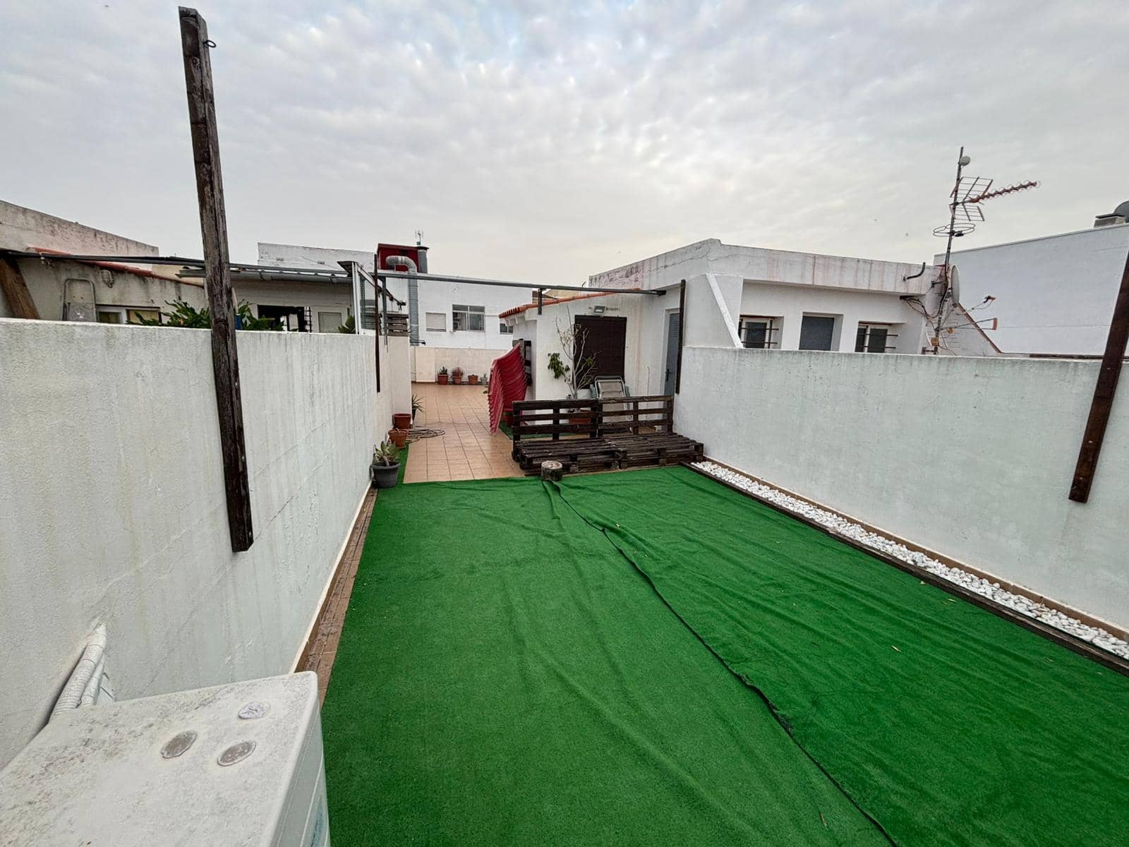 3 bedroom Penthouse for rent in Ondara with garage - € 1,200 (Ref: 10040142)