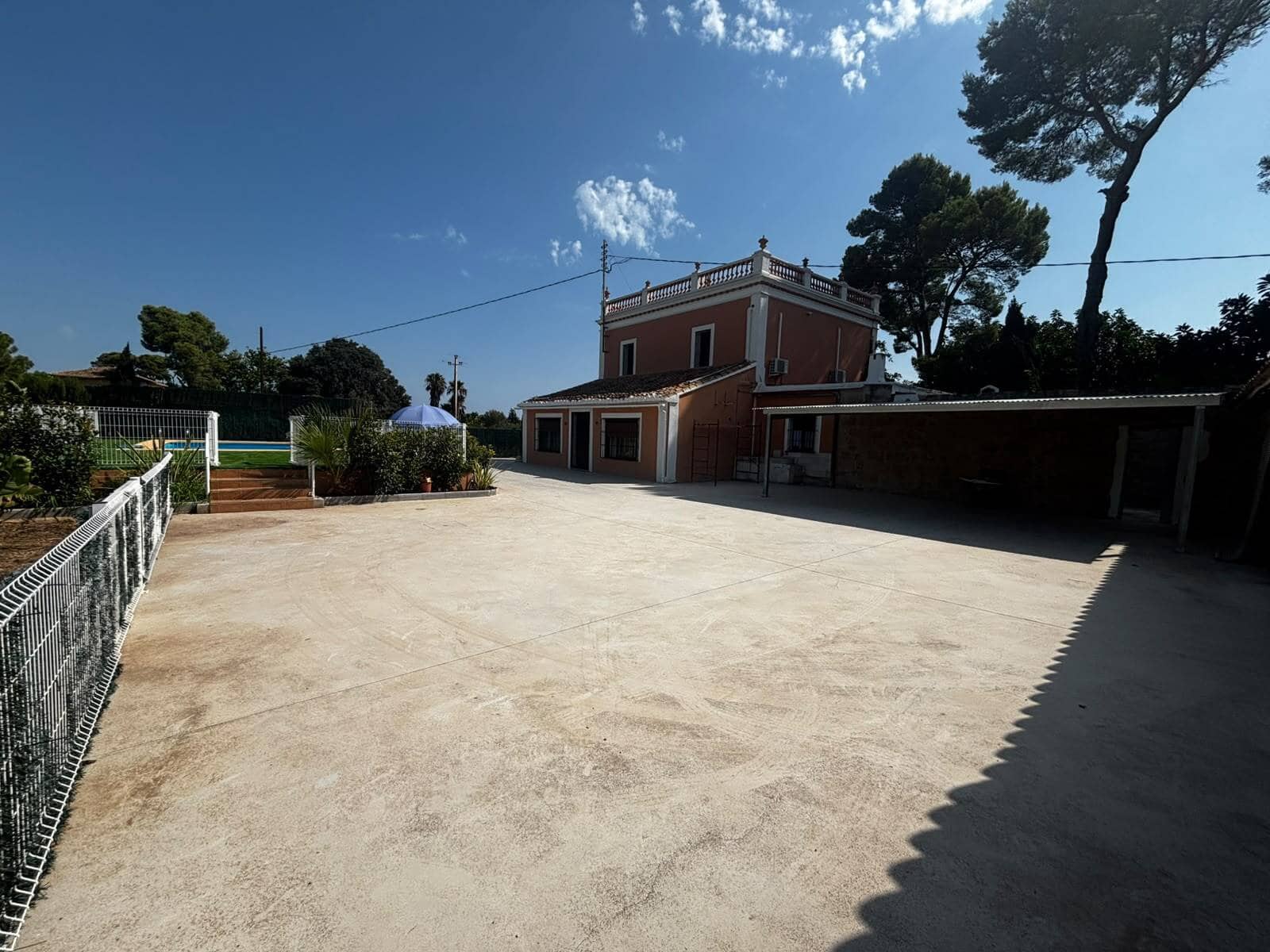 6 bedroom Finca/Country House for rent in Ondara with pool garage - € 2,500 (Ref: 10041755)