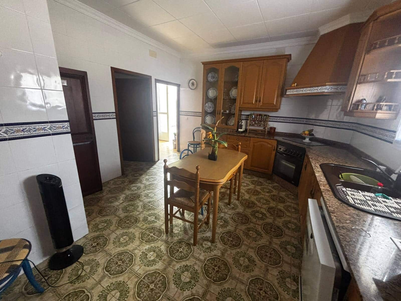 6 bedroom Finca/Country House for rent in Ondara with pool garage - € 2,500 (Ref: 10041755)