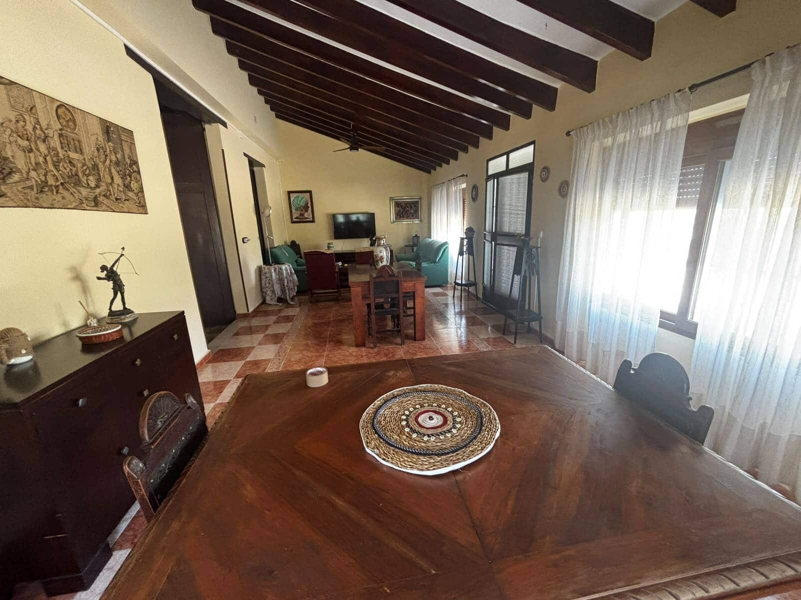 6 bedroom Finca/Country House for rent in Ondara with pool garage - € 2,500 (Ref: 10041755)