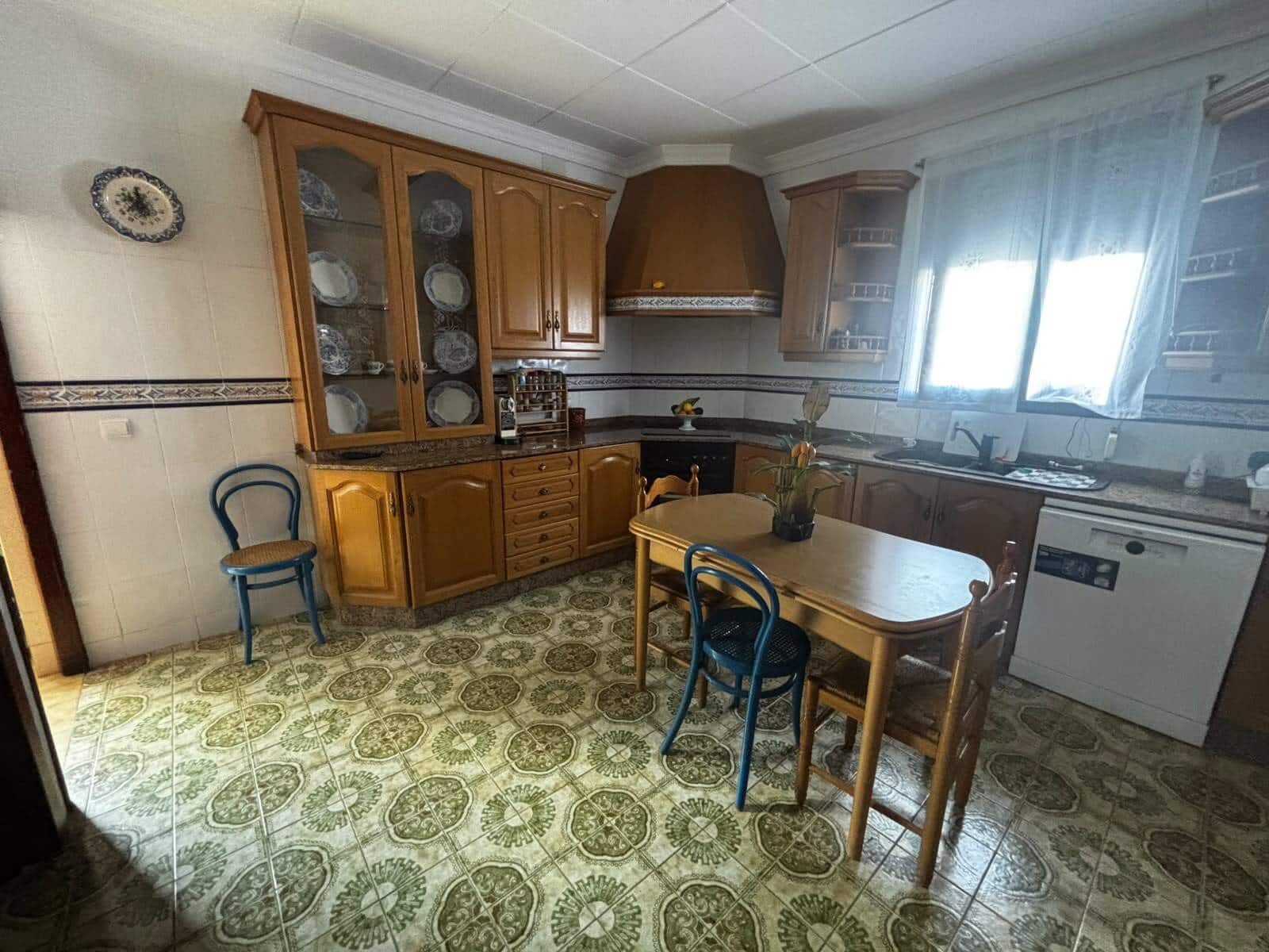 6 bedroom Finca/Country House for rent in Ondara with pool garage - € 2,500 (Ref: 10041755)