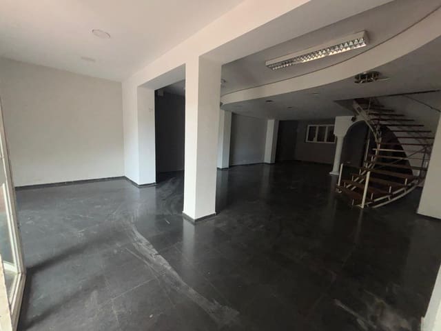 3 makuuhuone Kaupallinen vuokrattavana paikassa Ondara - 2 850 € (Ref: 10041757)