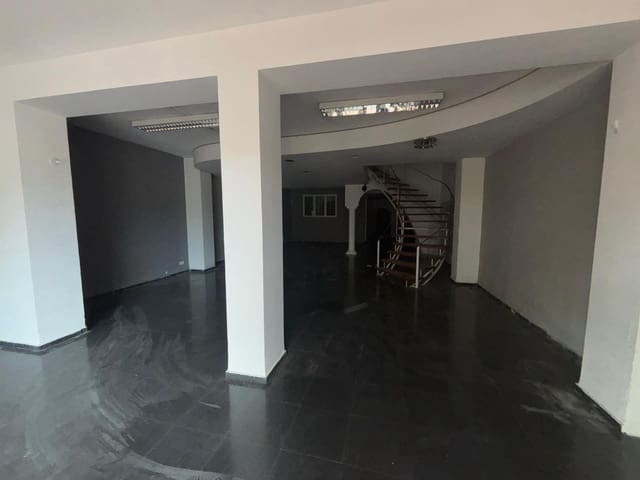 3 makuuhuone Kaupallinen vuokrattavana paikassa Ondara - 2 850 € (Ref: 10041757)