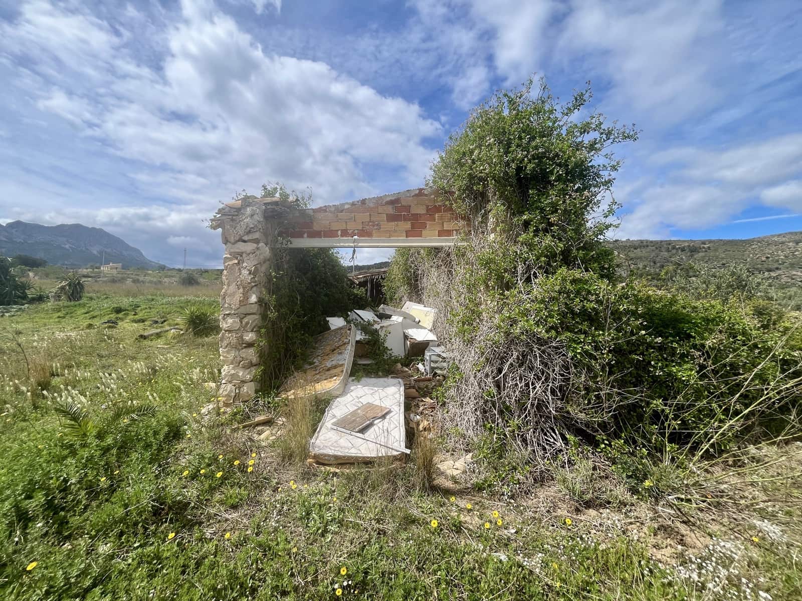 8 bedroom Finca/Country House for sale in Benissa - € 499,000 (Ref: 10044958)